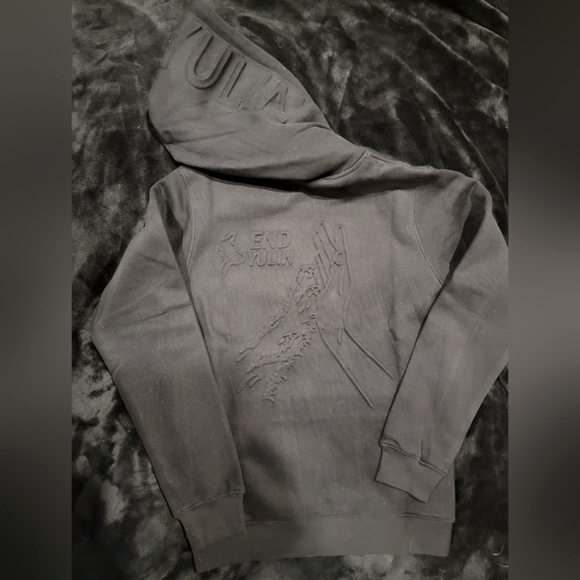 Black Pressed Letter End Yulin Sweatshirt - Picture 4 of 5